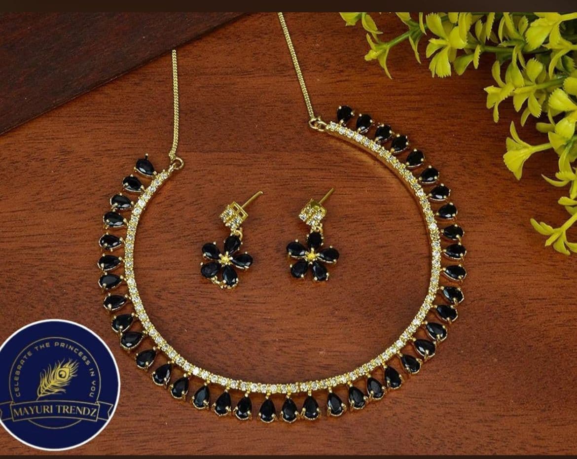 Back Crystal Stone Necklace with Earrings